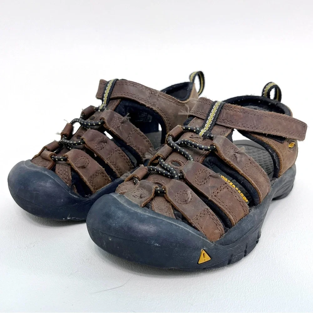 Keen brown leather